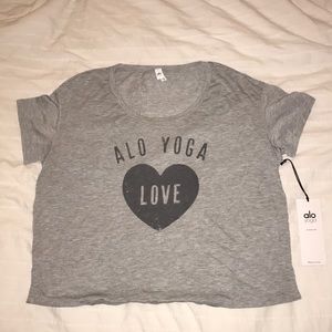 NWT - Alo Yoga Super Soft T-shirt